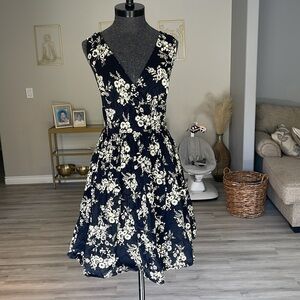 Blue Plate Sleeveless Black & yellow Midi Dress Size Large